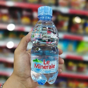 Le Minerale Air Mineral 330ml