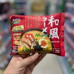 Indomie Tori Miso Ramen halal kemasan depan rasa ayam Jepang