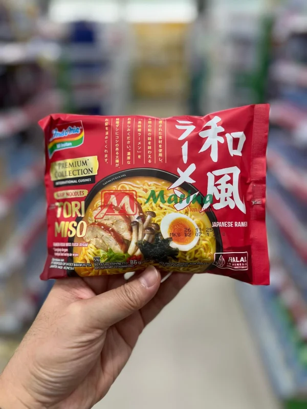 Indomie Tori Miso Ramen halal kemasan depan rasa ayam Jepang